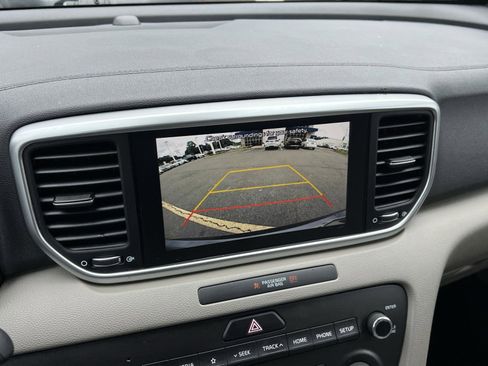 Used 2020 Kia Sportage S FWD image 20