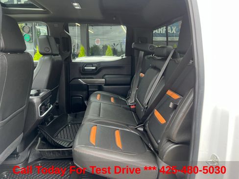 Used 2021 GMC Sierra 1500 AT4 w/ AT4 Carbonpro Edition AWD/4WD image 23