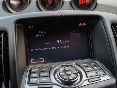 Used 2020 Nissan 370Z NISMO RWD image 33