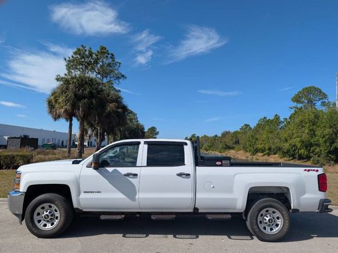 Used 2019 Chevrolet Silverado 3500 W/T w/ WT Fleet Convenience Package image 9