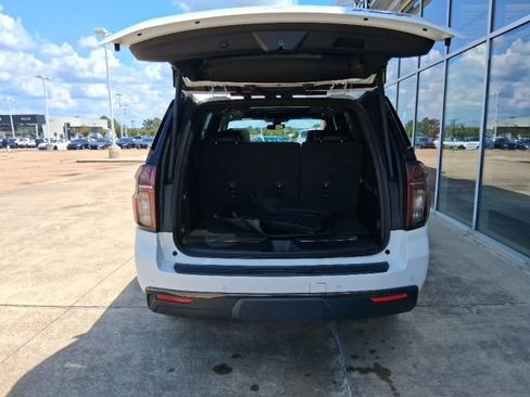 Used 2022 Chevrolet Tahoe RST w/ Luxury Package RWD image 7