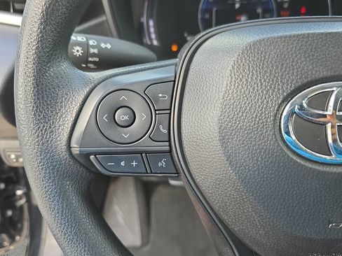 Used 2026 Toyota Corolla LE FWD image 18