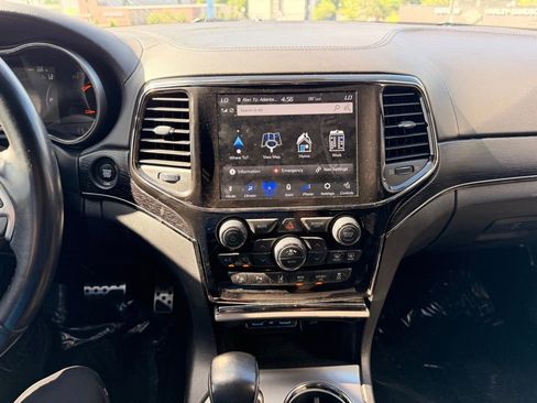 Used 2020 Jeep Grand Cherokee High Altitude AWD/4WD image 19