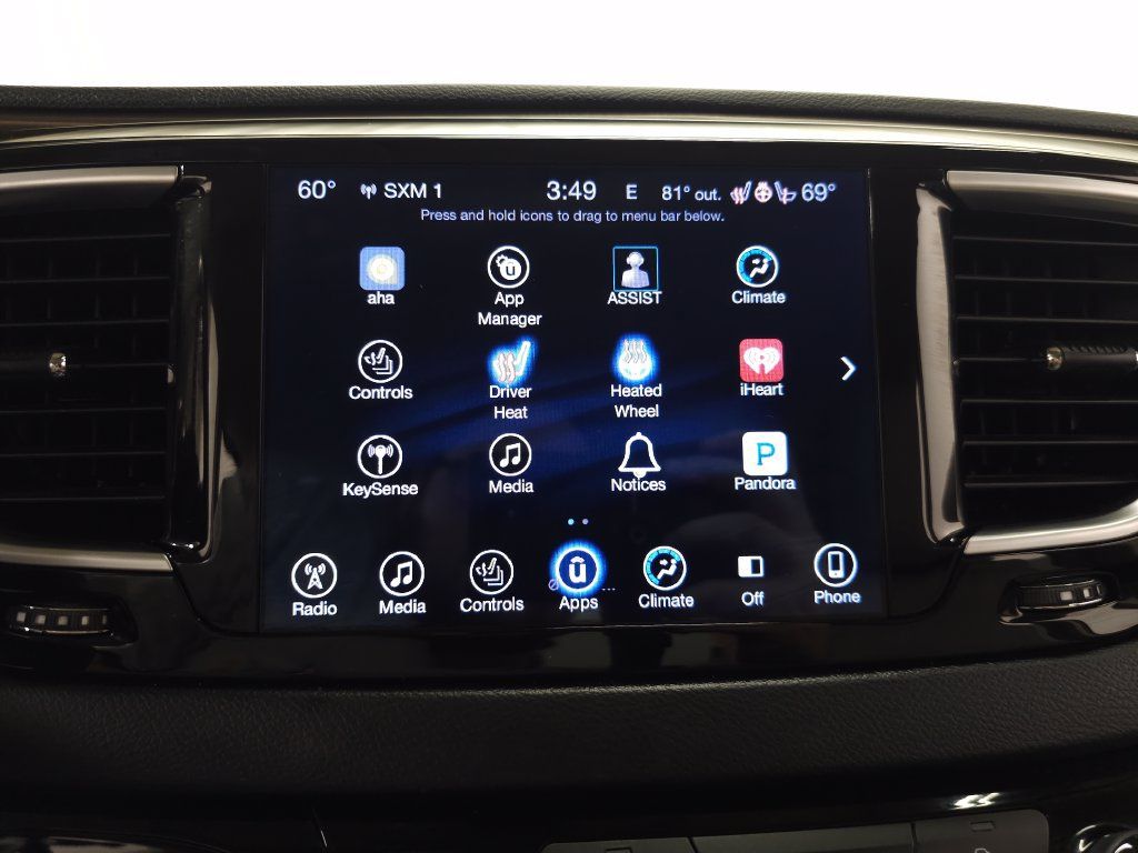 Used 2017 Chrysler Pacifica Touring-L Plus w/ Tire & Wheel Group FWD image 21