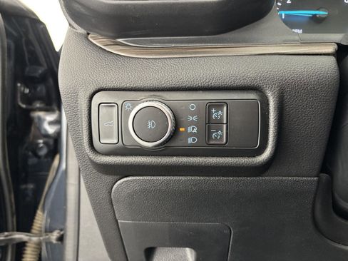 Used 2022 Ford Explorer Limited w/ Equipment Group 301A image 31