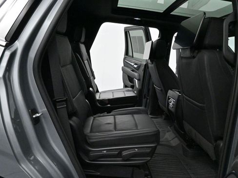Used 2024 GMC Yukon Denali w/ Denali Reserve Package image 39