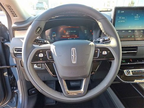 New 2025 Lincoln Corsair Premiere image 8