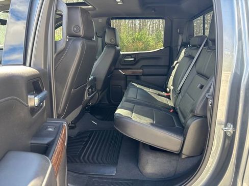 Used 2022 Chevrolet Silverado 1500 High Country w/ Technology Package image 15