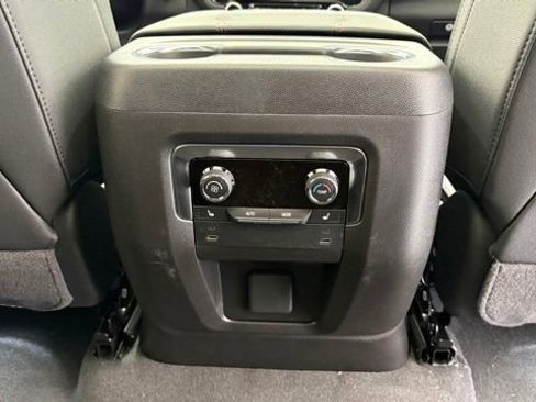 New 2026 Chevrolet Suburban RST w/ RST Capability Package AWD/4WD image 34