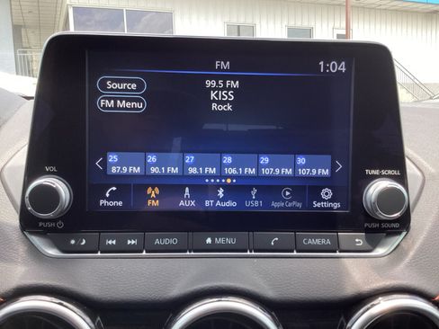 Used 2025 Nissan Sentra SR FWD image 21