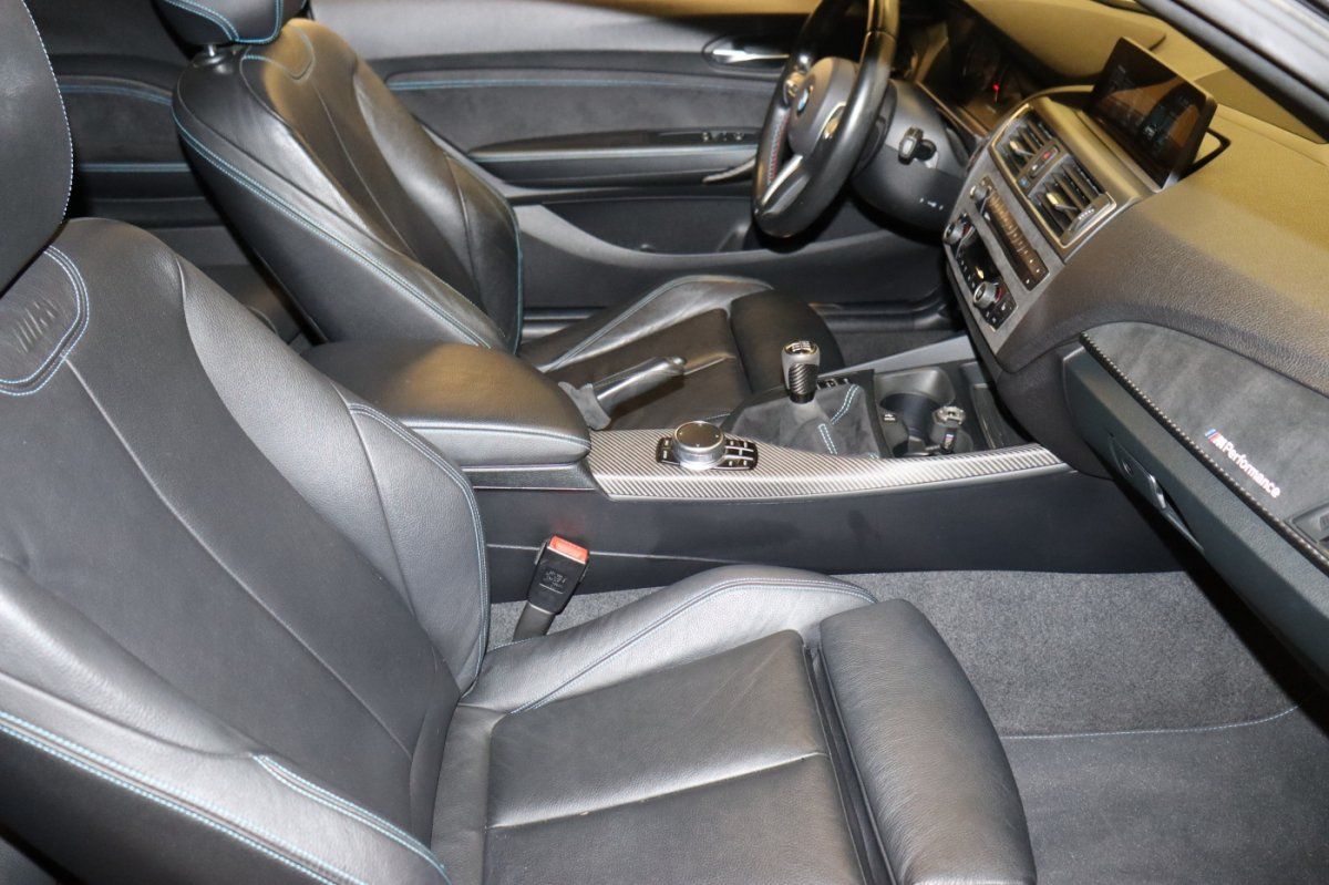 Used 2017 BMW M2 RWD image 29