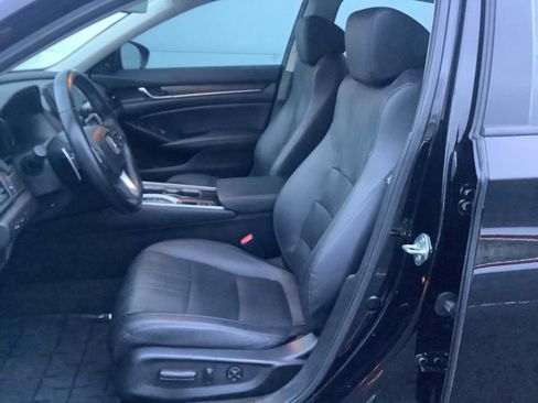 Certified 2020 Honda Accord Touring image 11