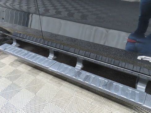 Used 2024 GMC Canyon AT4 w/ AT4 Premium Package image 43