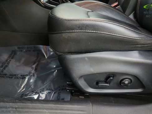 Used 2019 Jeep Compass Limited FWD image 35