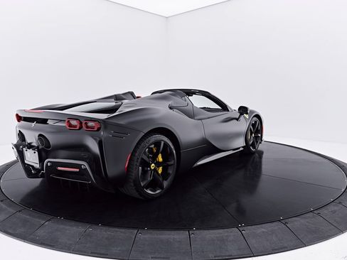 Used 2024 Ferrari SF90 Spider AWD/4WD image 26