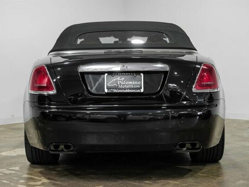 Used 2016 Rolls-Royce Dawn image 15
