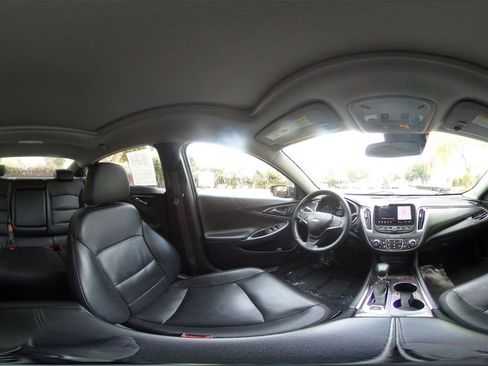 Used 2024 Chevrolet Malibu LT image 42