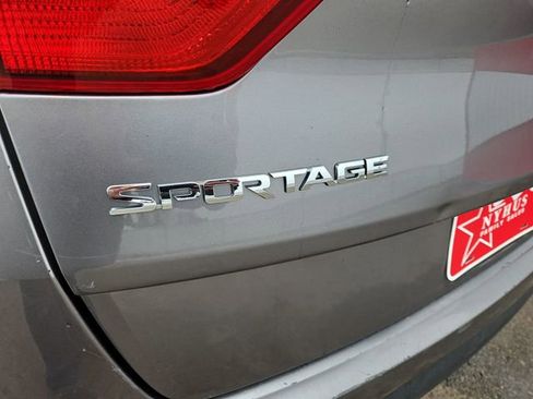 Used 2019 Kia Sportage LX image 20