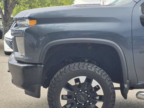 Used 2020 Chevrolet Silverado 2500 Custom w/ Custom Value Package AWD/4WD image 6