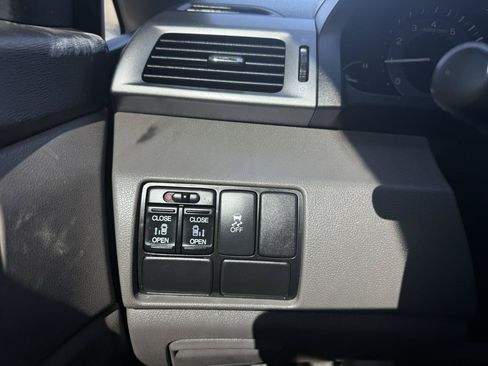 Used 2013 Honda Odyssey EX image 24
