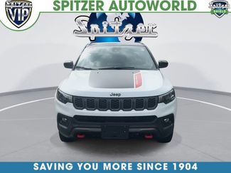 Used 2025 Jeep Compass Trailhawk AWD/4WD video 3