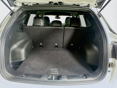 Used 2025 Jeep Compass Limited image 27