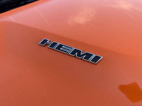 Used 2014 Dodge Challenger R/T image 12