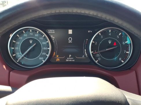 Used 2022 Maserati Ghibli Modena RWD image 24
