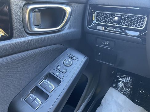 New 2026 Honda Civic Sport image 13