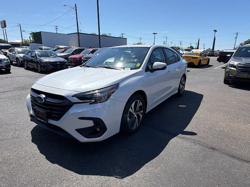 Used 2025 Subaru Legacy Premium AWD/4WD image 1