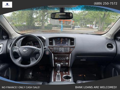 Used 2015 Nissan Pathfinder Platinum image 11