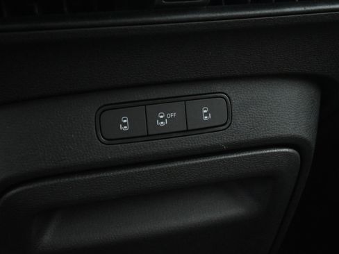 Used 2025 Volkswagen ID. Buzz Pro S Plus RWD image 25