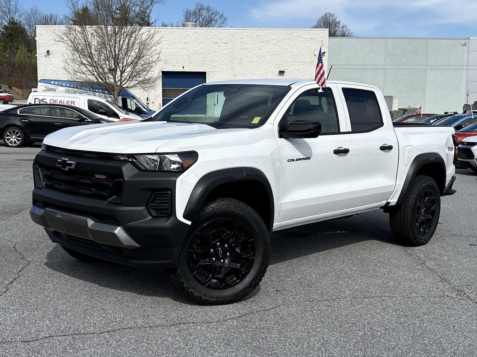 New 2026 Chevrolet Colorado Trail Boss AWD/4WD image 2