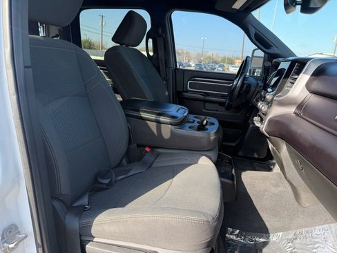Used 2023 RAM 3500 Big Horn w/ Night Edition AWD/4WD image 23