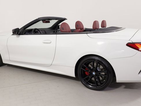 Used 2023 BMW 430i xDrive Convertible w/ M Sport Package image 18