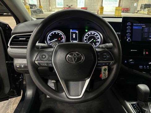 Used 2023 Toyota Camry LE FWD image 18