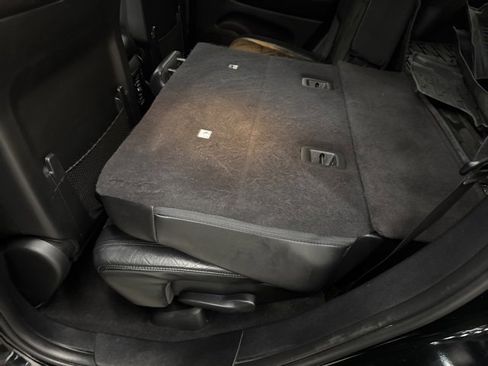 Used 2019 Jeep Grand Cherokee Altitude image 10