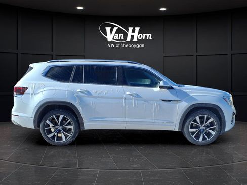 New 2026 Volkswagen Atlas SEL Premium R-Line image 7