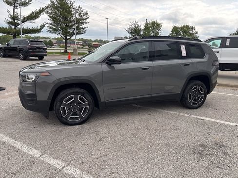 New 2026 Jeep Cherokee Limited AWD/4WD image 16