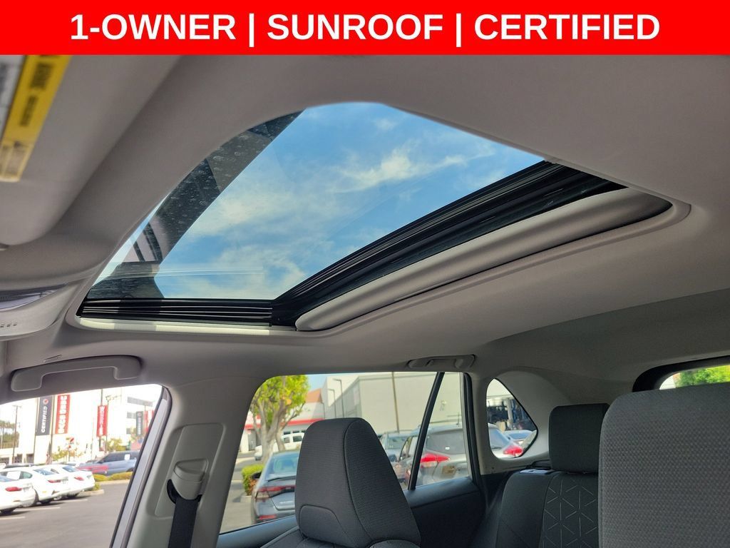 Used 2023 Toyota RAV4 XLE w/ Convenience Package FWD image 5