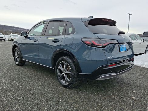 Certified 2024 Honda HR-V EX-L image 4