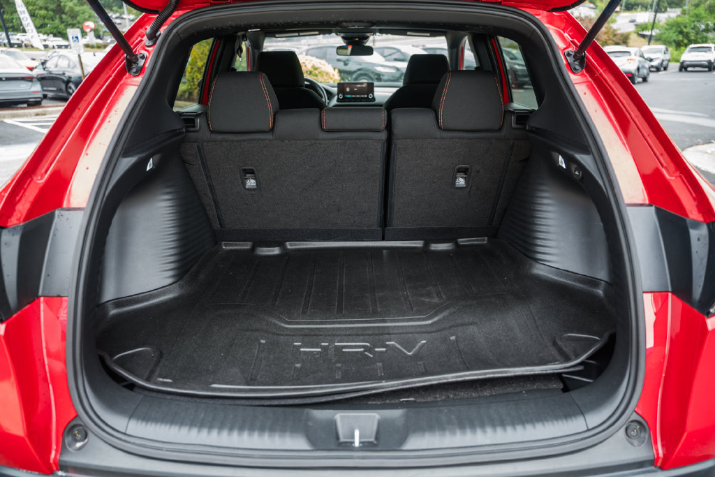 Used 2023 Honda HR-V Sport image 10