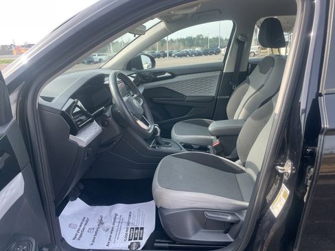 Used 2024 Volkswagen Taos S image 12