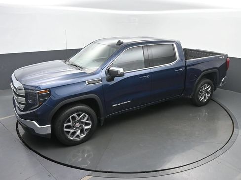 Used 2023 GMC Sierra 1500 SLE AWD/4WD image 37