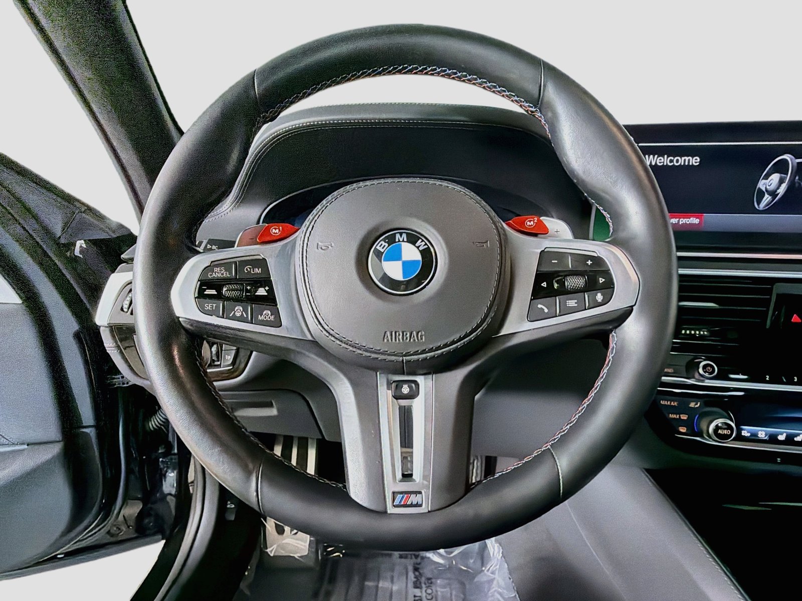 Certified 2023 BMW M5 w/ Competition Package AWD/4WD image 11