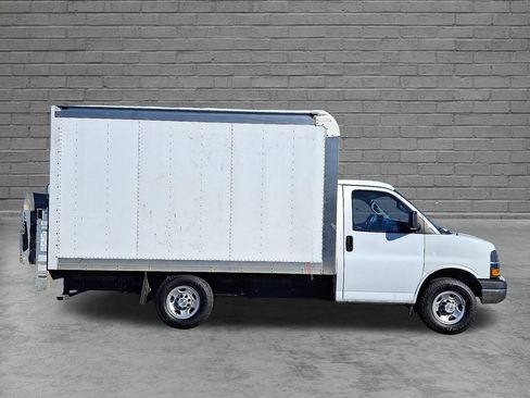 Used 2023 Chevrolet Express 3500 RWD image 13