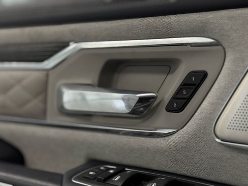 Used 2024 RAM 1500 Limited AWD/4WD image 19