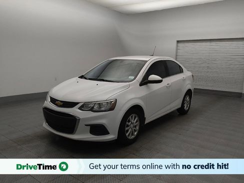 Used 2018 Chevrolet Sonic LT w/ Convenience Package image 1