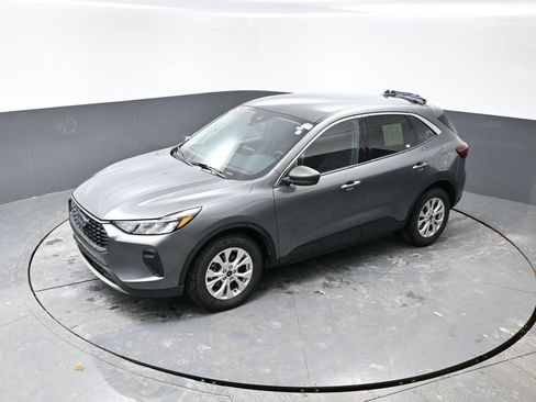 Used 2024 Ford Escape Active image 44