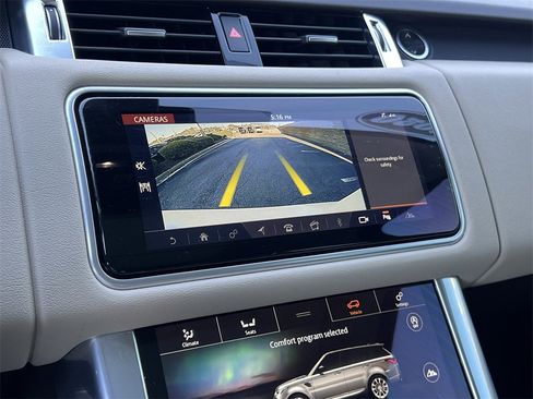 Used 2020 Land Rover Range Rover Sport HSE image 31